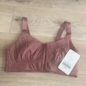 Fabletics ones low impact sports bra